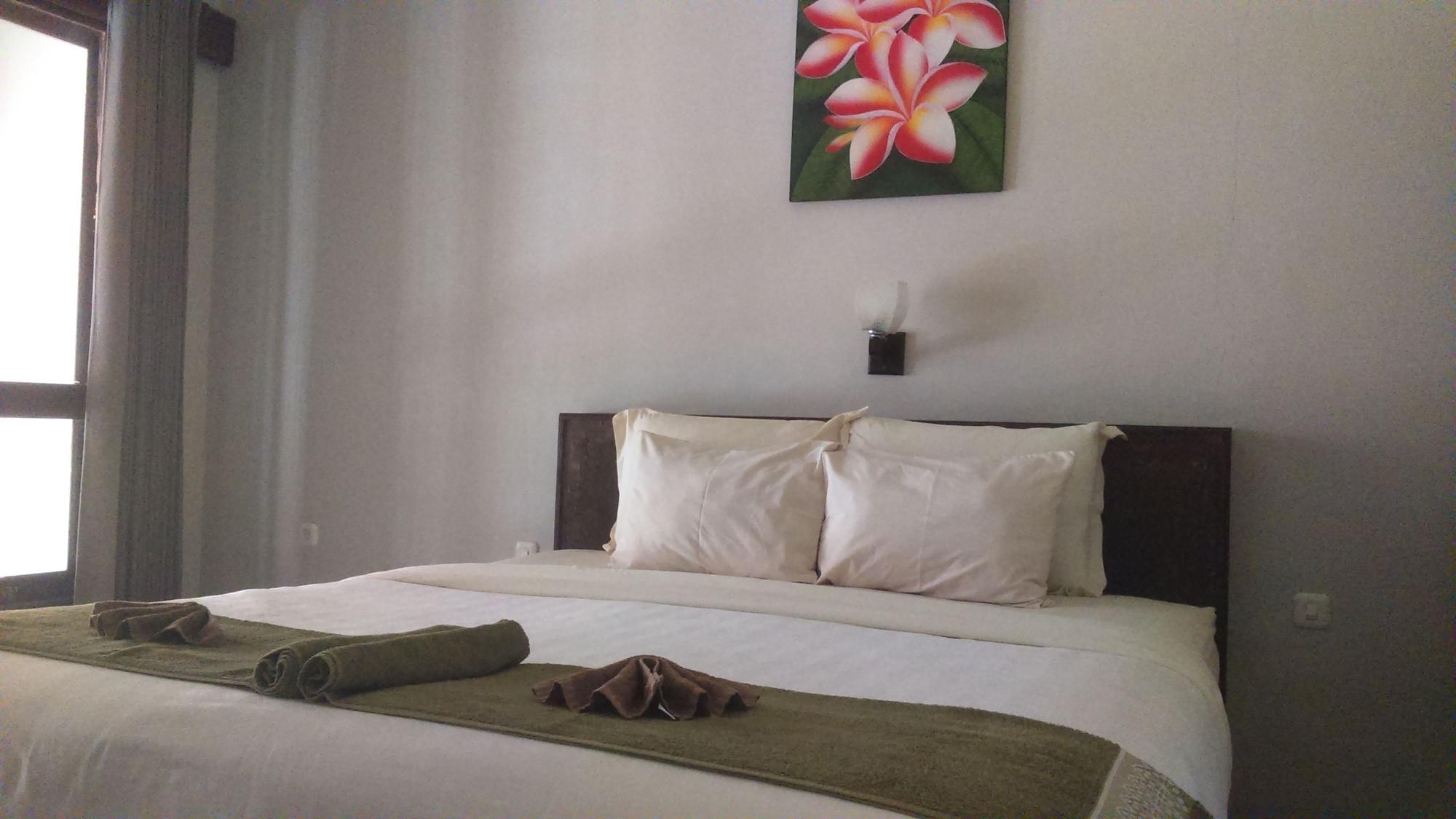 OYO 1056 Senggigi Cottages Lombok Eksteriør bilde