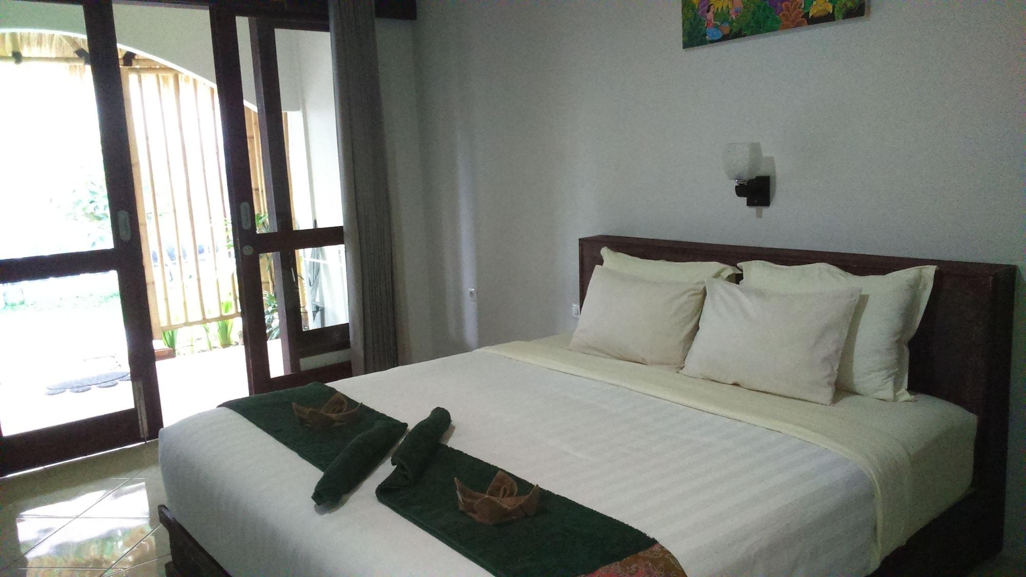 OYO 1056 Senggigi Cottages Lombok Eksteriør bilde