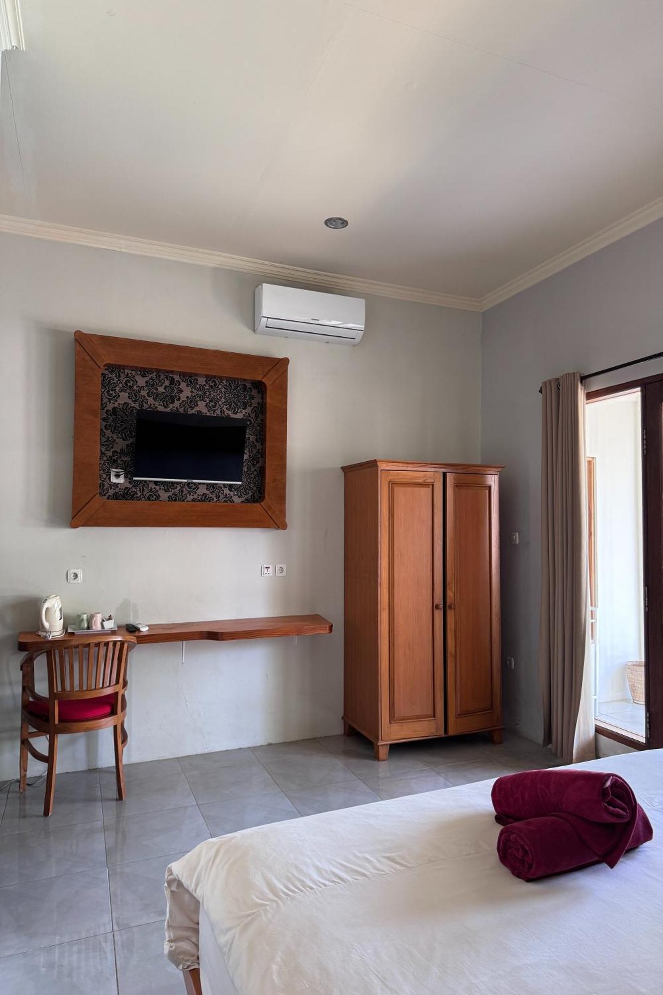 OYO 1056 Senggigi Cottages Lombok Eksteriør bilde