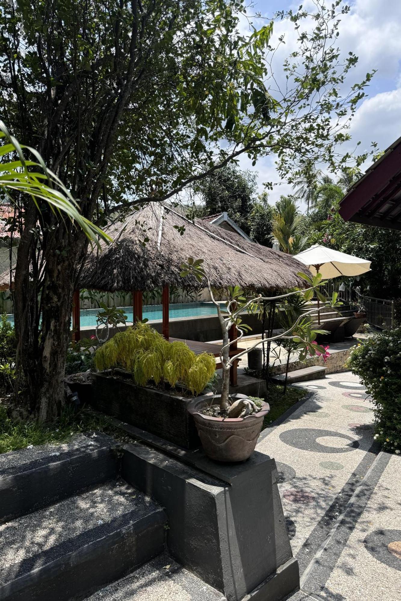 OYO 1056 Senggigi Cottages Lombok Eksteriør bilde
