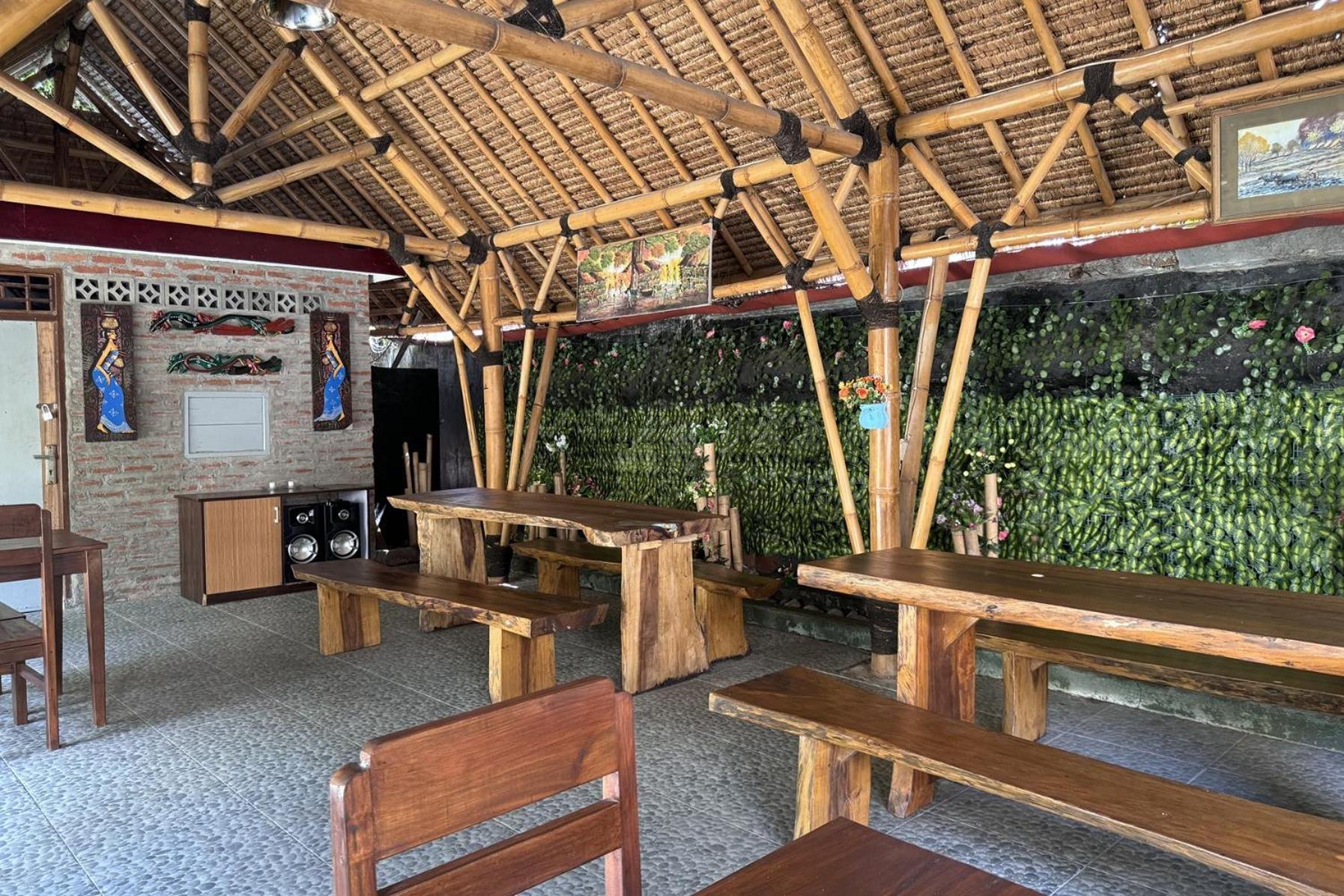 OYO 1056 Senggigi Cottages Lombok Eksteriør bilde