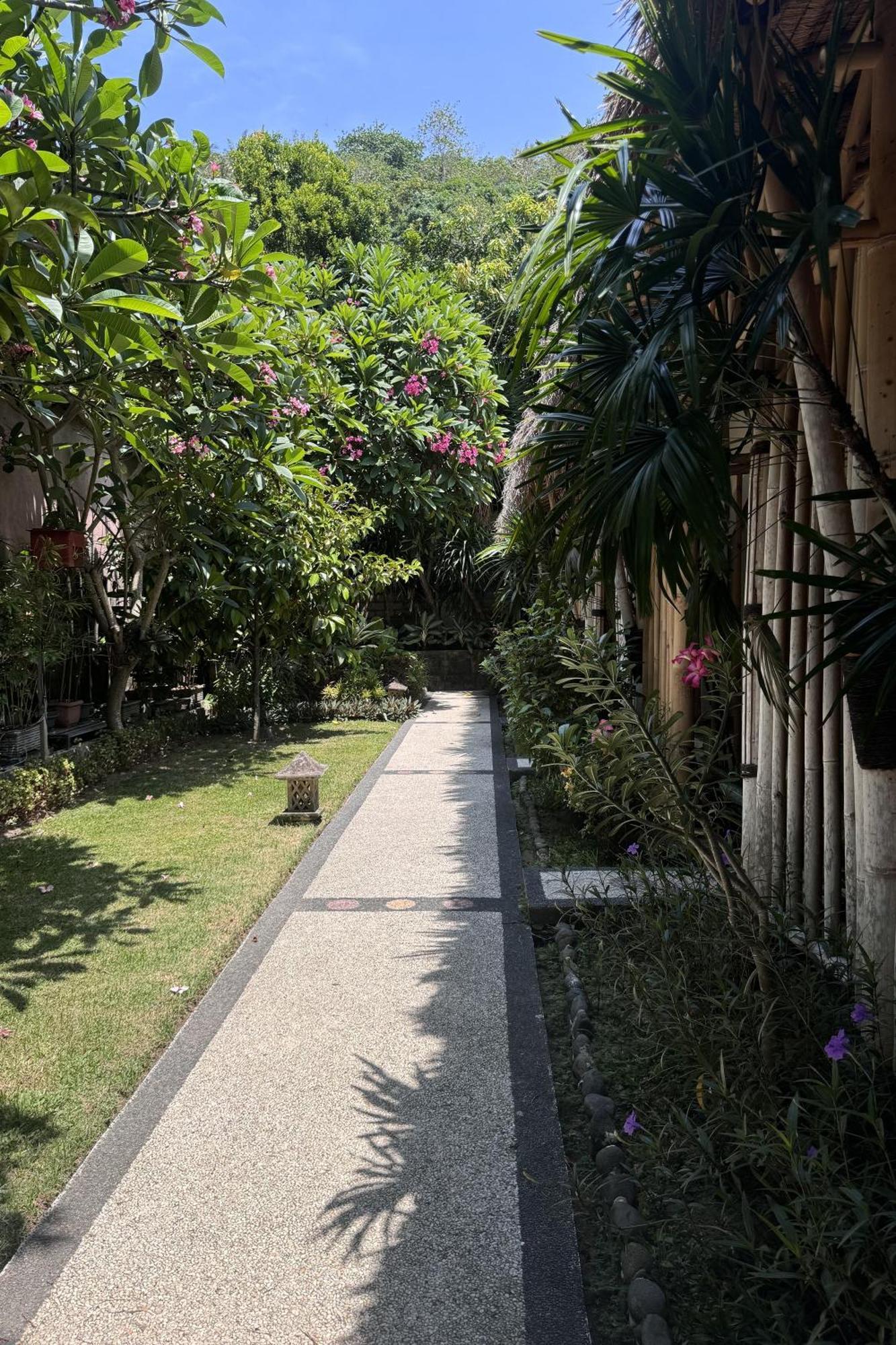 OYO 1056 Senggigi Cottages Lombok Eksteriør bilde