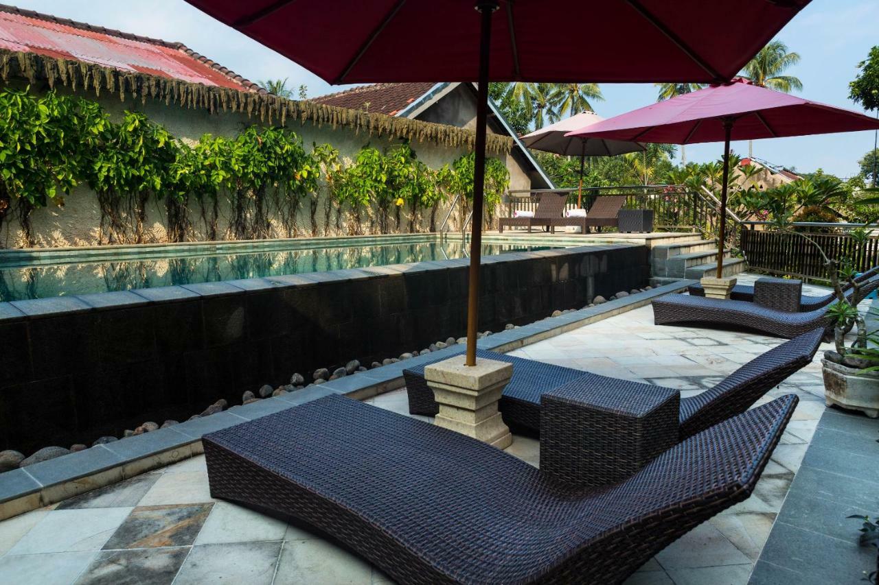OYO 1056 Senggigi Cottages Lombok Eksteriør bilde