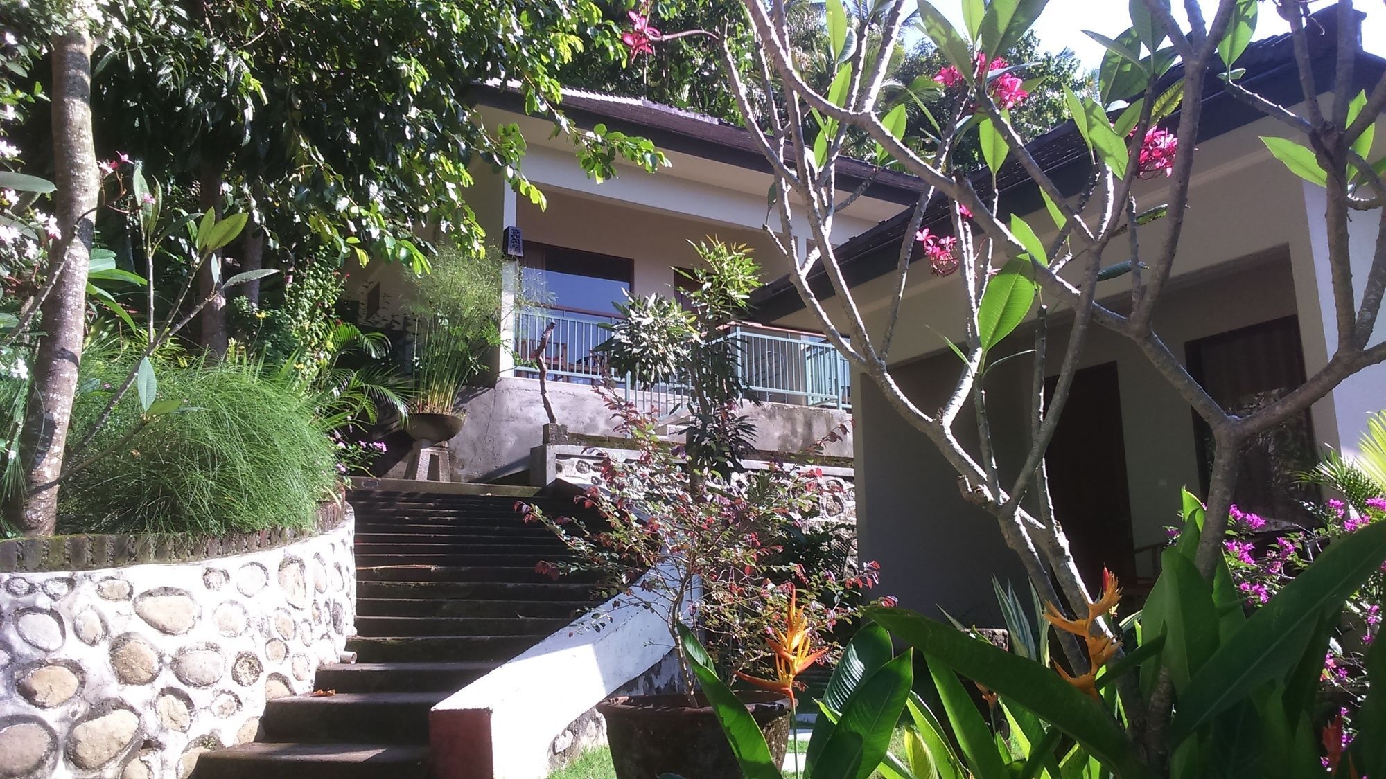 OYO 1056 Senggigi Cottages Lombok Eksteriør bilde